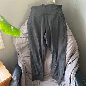 Gray LuLu align crops